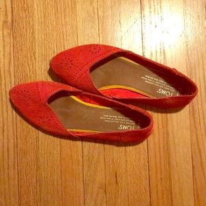 TOMS flats